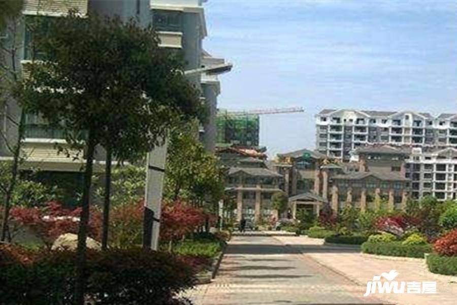 安徽霍邱最新楼盘售价,安徽霍邱最新楼盘售价，变化中的城市，励志的人生
