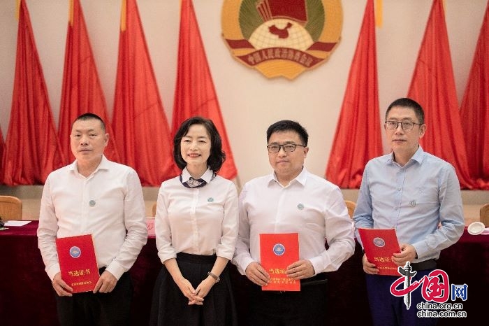 翠屏区最新常委名录,翠屏区最新常委名录，观点阐述