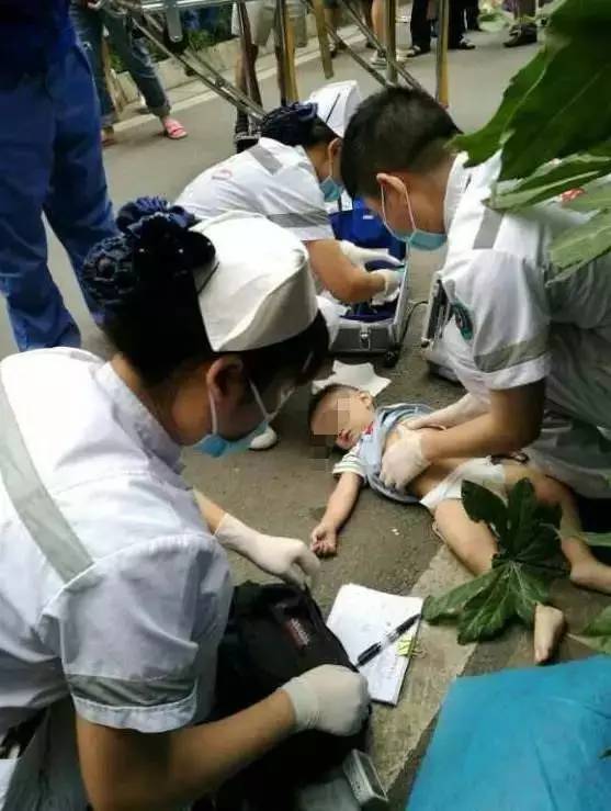 最新儿童坠楼事件背后的治愈之旅，自然美景的启示与反思